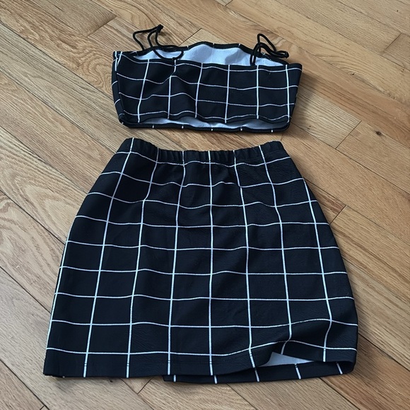 SHEIN Grid Print Co-Ord Set Size XS | Y2K Streetwear | Crop Top & Slit Skirt | - Picture 2 of 2